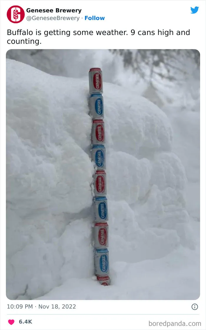 People Are Posting Wild Photos As Buffalo, New York, Digs Up From 6 Feet Of Snow