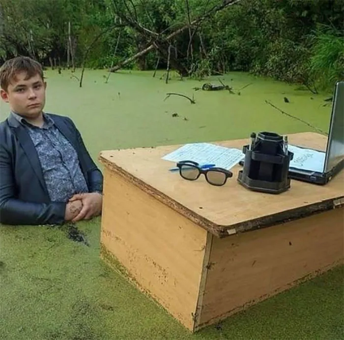 This Group Is All About Sharing "Cursed Images", And Here's 34 Of The Most Bizarre Ones 