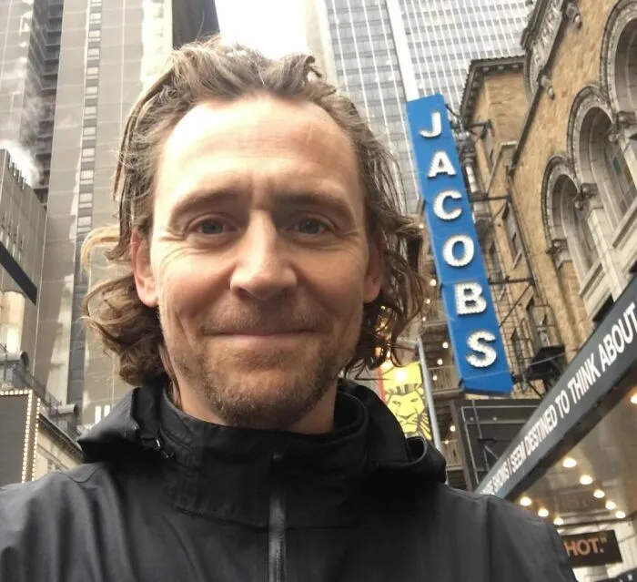Tom Hiddleston