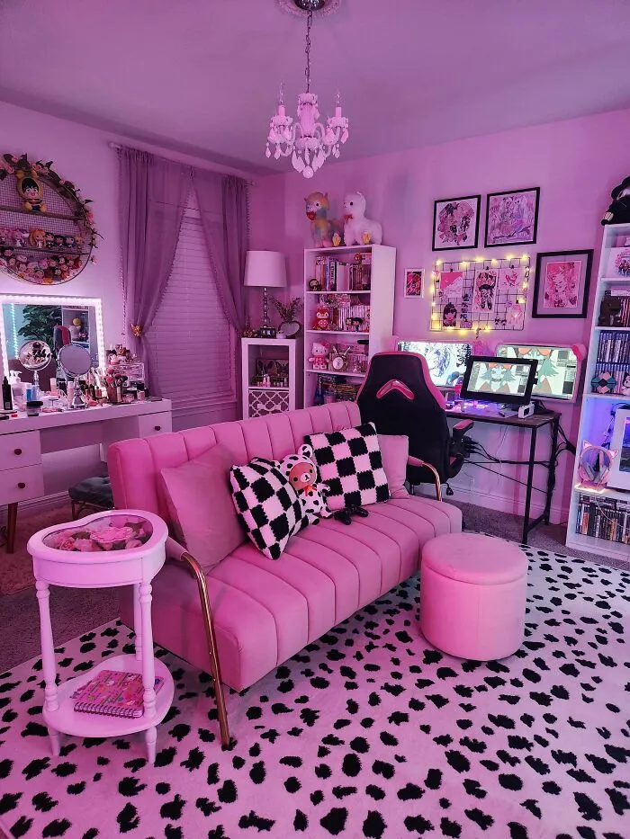 Big Thank You To Everyone For Your Help! My Hobby Room Is Now Finished!