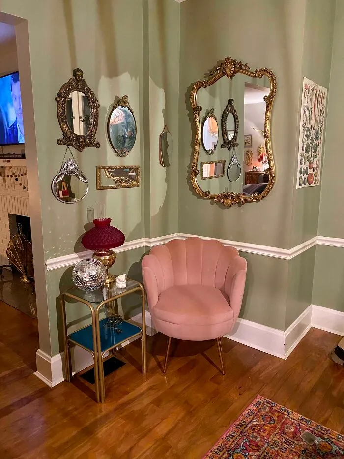 Wanted To Post Another Pic Of A Space I’m Happy With! Got The Chair Yesterday After Looking For A While For Something To Go In The Corner
