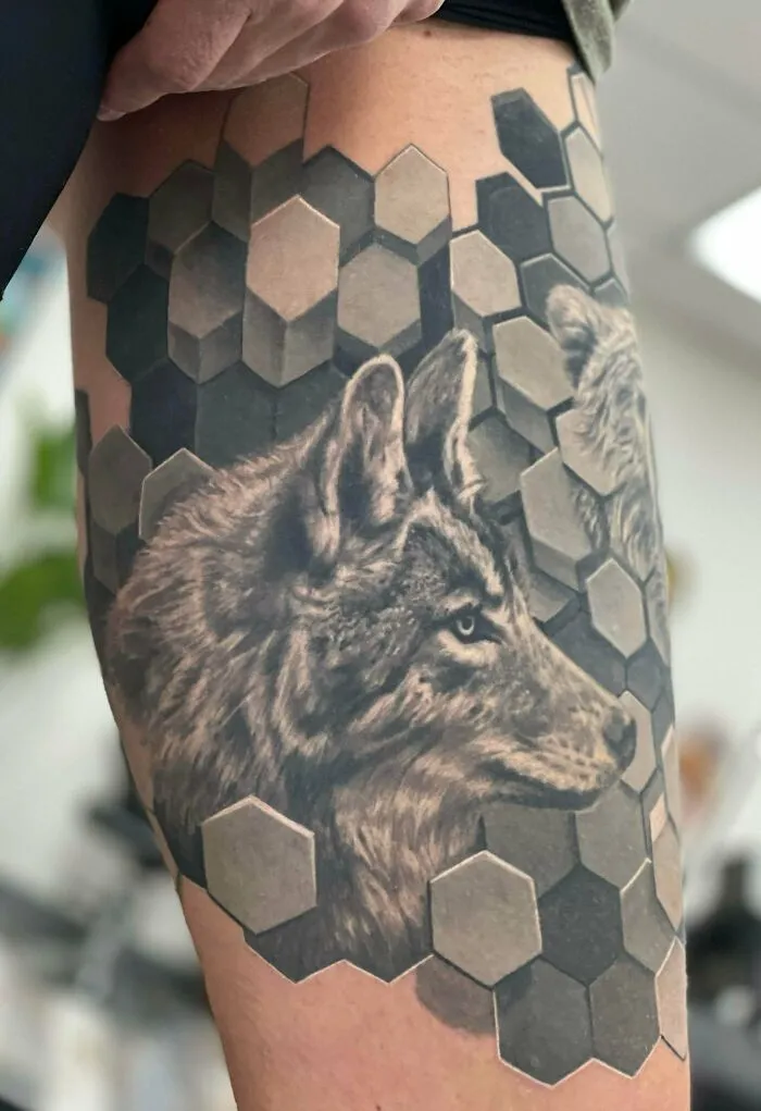  A Psychedelic, Hexagonal Matrix Thigh Half-Sleeve