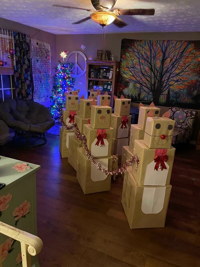 My Son Just Wanted Gift Cards For Christmas. This Is How We Wrapped Them. Santa’s Reindeer