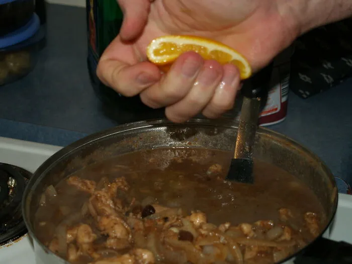 30 People Online Unveil 'Tricks' That Make Matters Easier In Their Kitchen