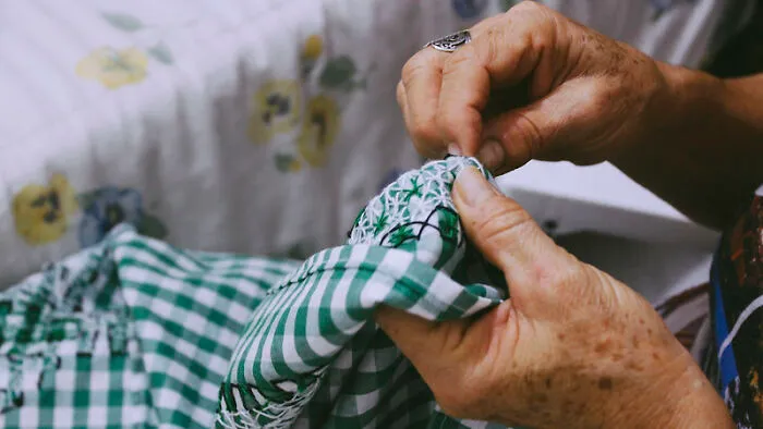 29 Answers To The Question “What’s A Women’s Thing Men Should Absolutely Start Doing?”