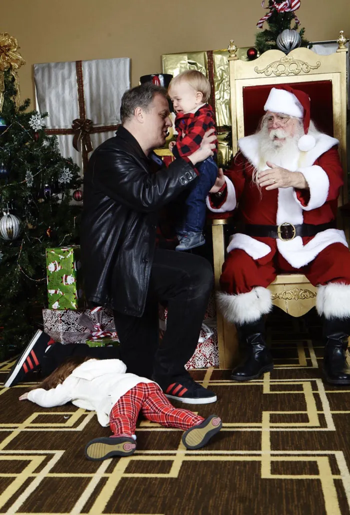 Empieza las fiestas con la mejor foto de Navidad jamás tomada. Toda la "alegría" de la temporada en una instantánea