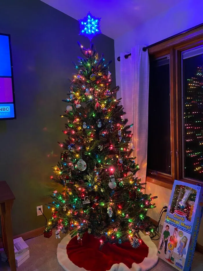 Lots Of Ornaments On This Baby