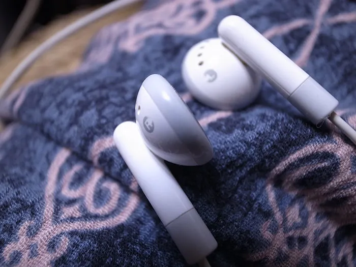 30 People Share Things That Are Not Worth It Or Even Dangerous To Buy Secondhand