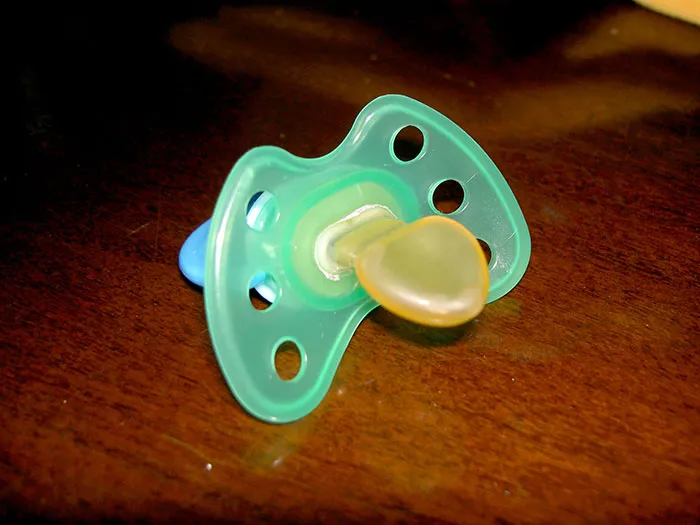 30 People Share Things That Are Not Worth It Or Even Dangerous To Buy Secondhand