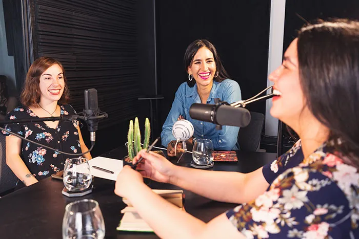 "¿De qué estás seguro de que la gente simula disfrutar?": 25 respuestas