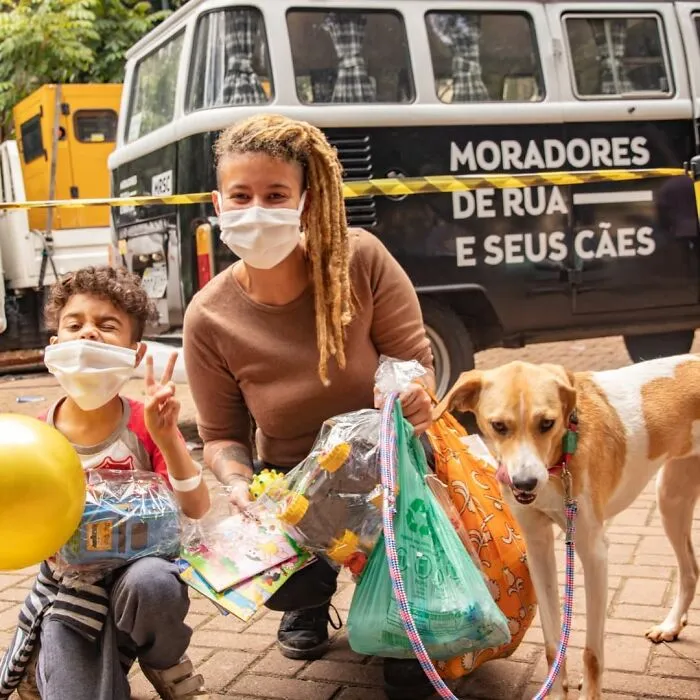 The Most Sincere Love Comes From Animals, And Here Are 60 Heartwarming Pictures Of Homeless People With Their Pets In Brazil (New Pics)