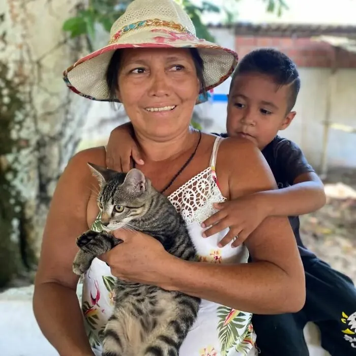 The Most Sincere Love Comes From Animals, And Here Are 60 Heartwarming Pictures Of Homeless People With Their Pets In Brazil (New Pics)