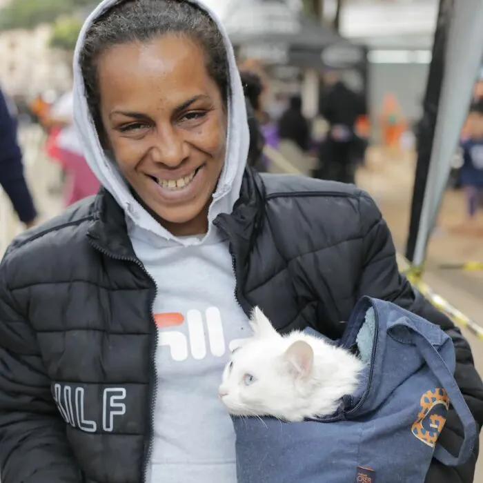 The Most Sincere Love Comes From Animals, And Here Are 60 Heartwarming Pictures Of Homeless People With Their Pets In Brazil (New Pics)