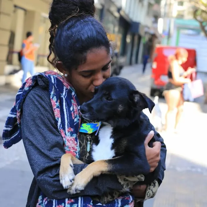 The Most Sincere Love Comes From Animals, And Here Are 60 Heartwarming Pictures Of Homeless People With Their Pets In Brazil (New Pics)
