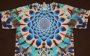 This Tie-Dye Artist Creates Very Detailed Patterned T-Shirts (49 Pics)
