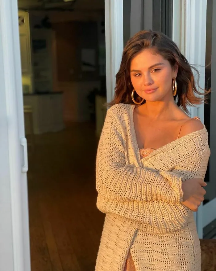 Selena Gomez, 373 Million