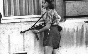 "Lost In History": 50 Pictures That Might Change Your Perspective On The 20th Century (New Pics)