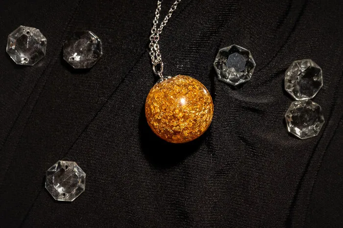 Gold Flakes