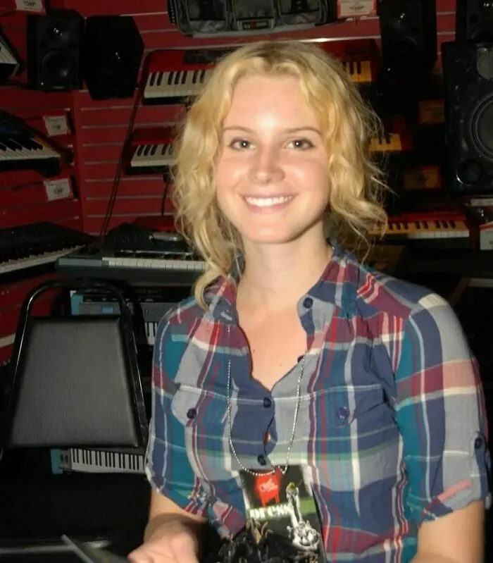 22-Year-Old Lana Del Rey (Then Performing Under May Jailer) Photographed In 2007