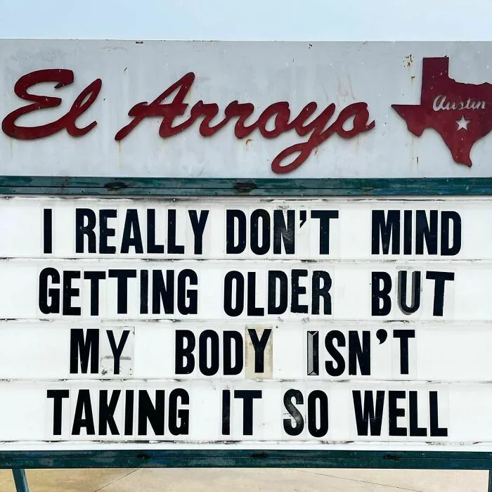 30 Hilarious Signs Posted By This Restaurant Make People Do A Double Take (New Pics)