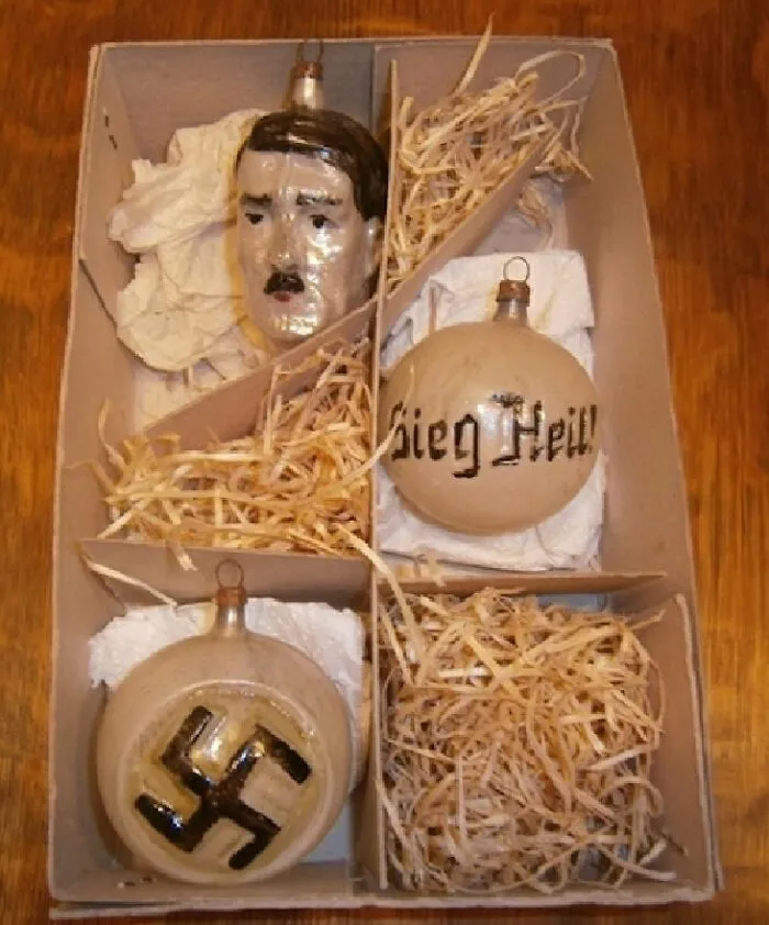 German Christmas Spheres Of The 1940s