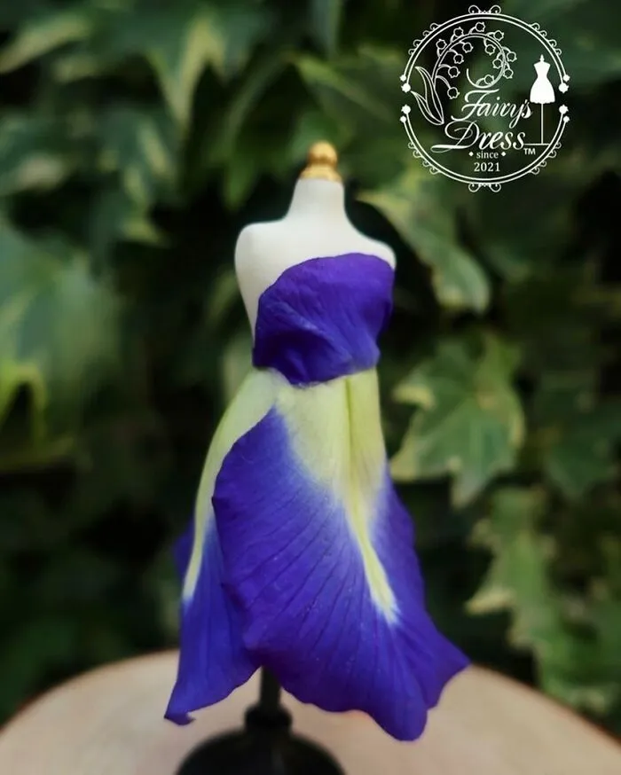 This Japanese Designer Uses Flower Petals And Leaves To Create Stunning 'Fairy Dresses' (44 Pics)