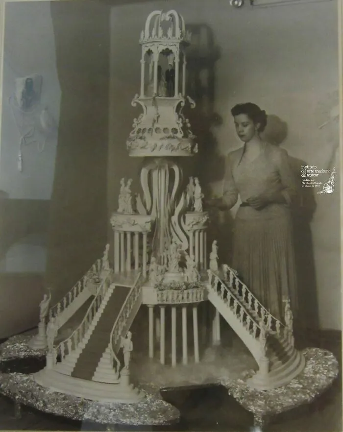 The "Amor" Cake
