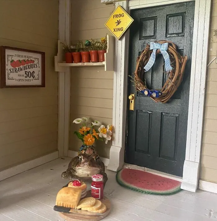 69 Pictures Of Toby The Toad Living An Old Man’s Life In This Decorated Dollhouse