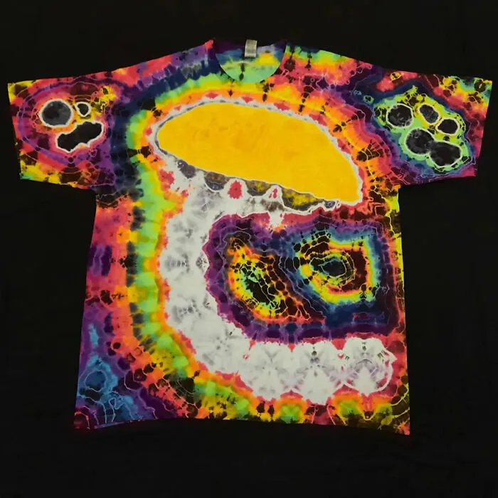 This Tie-Dye Artist Creates Very Detailed Patterned T-Shirts (49 Pics)