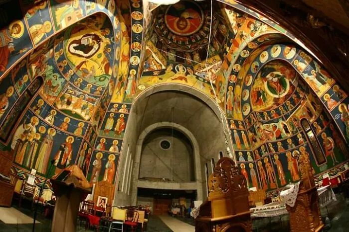 This Artist Paints Amazing Monumental Frescos All By Himself (21 Pics)