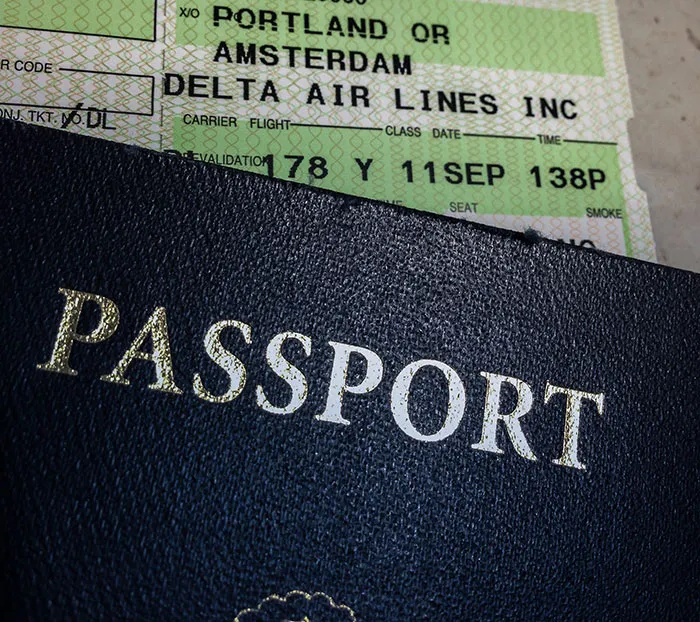 "People Who Work For Airlines, What Are Secrets Passengers Don't Know?" (30 Answers)