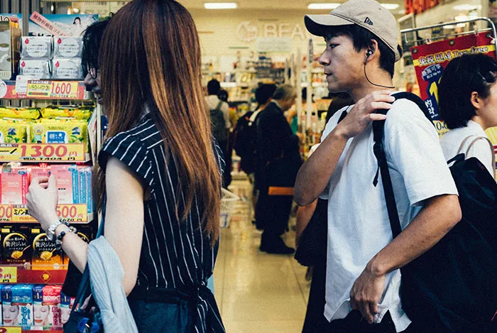 31 Inconsiderate And Disgusting Things People Have No Reason To Do In Public, Yet They Do