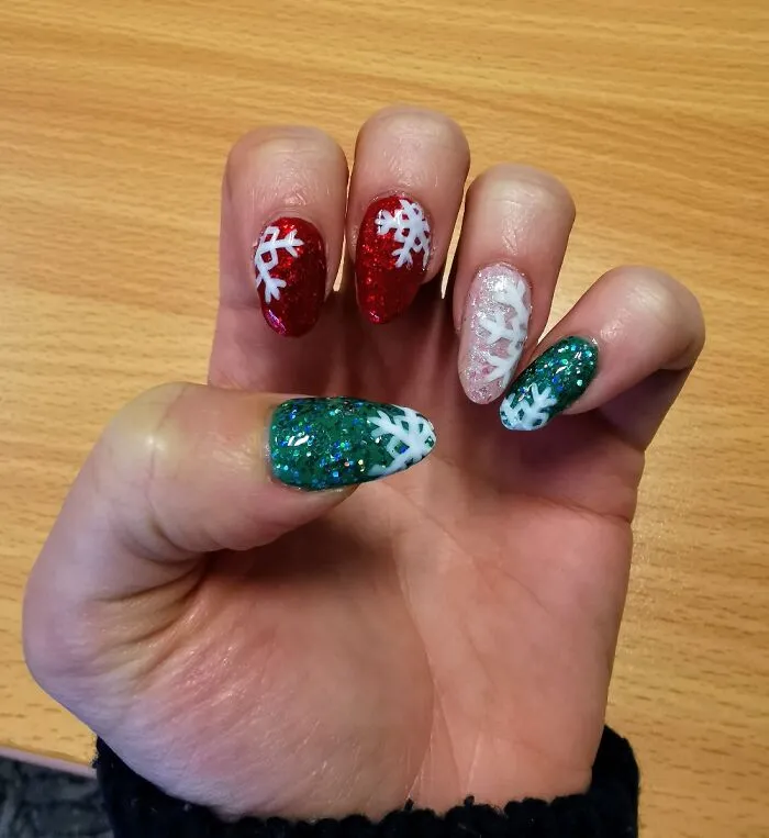 Glitter & Snowflakes