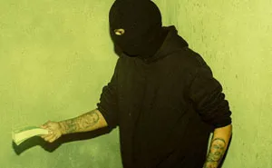 “Me And My Girlfriend Were Robbed And How She Acted During Makes Me Want To Dump Her”