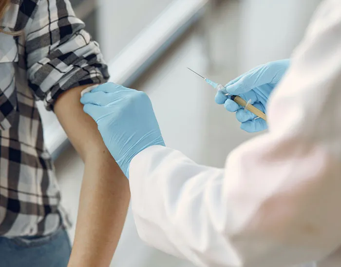 Doctors Share Their 30 Craziest 'Thank God They Came In For A Second Opinion’ Stories