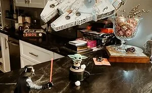 40 Times People Took 'Elf On The Shelf' To Another Level And Shared The Ideas In This Facebook Group