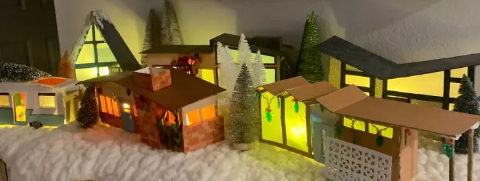 I Made A Mini Christmas Village Of My Childhood Neighborhood (5 Pics)