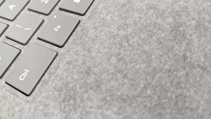 Laptop aterciopelada de Microsoft