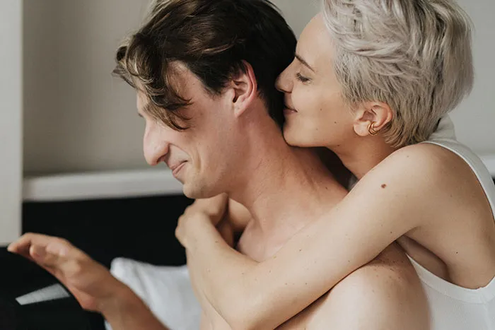 “What Is The Most Surprising Thing You Learned When You Started Living With A Man?”: 30 Women Share What Shocked Them