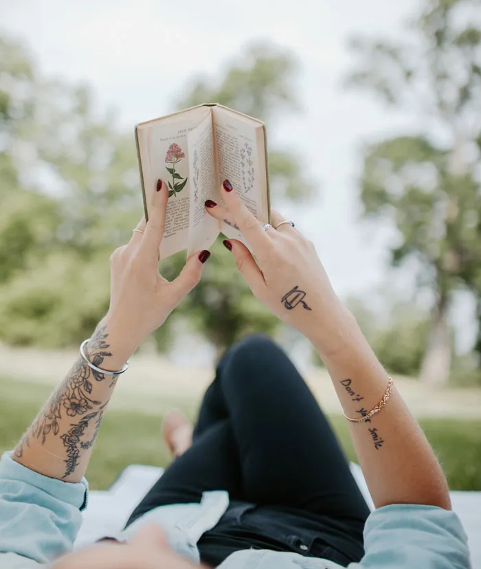 “What Screams Insecurity But Most People Don’t Realize It?” (30 Answers)