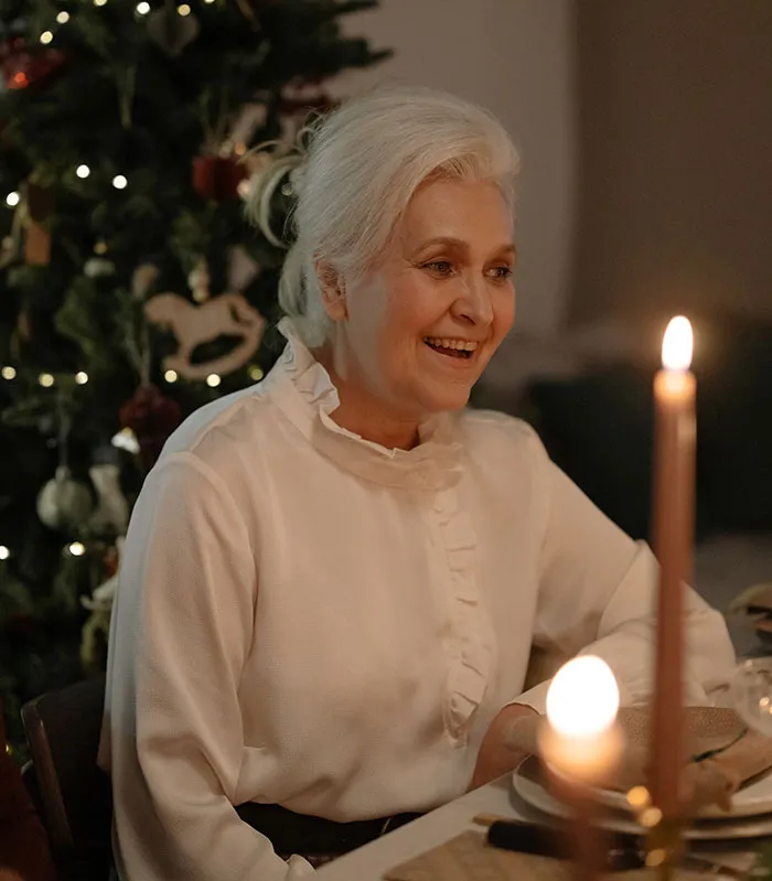 "Grandma Asked If I Was Pregnant": 30 People Open Up About What Ruined Their Christmas