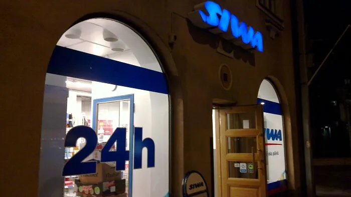 24-Hour Stores
