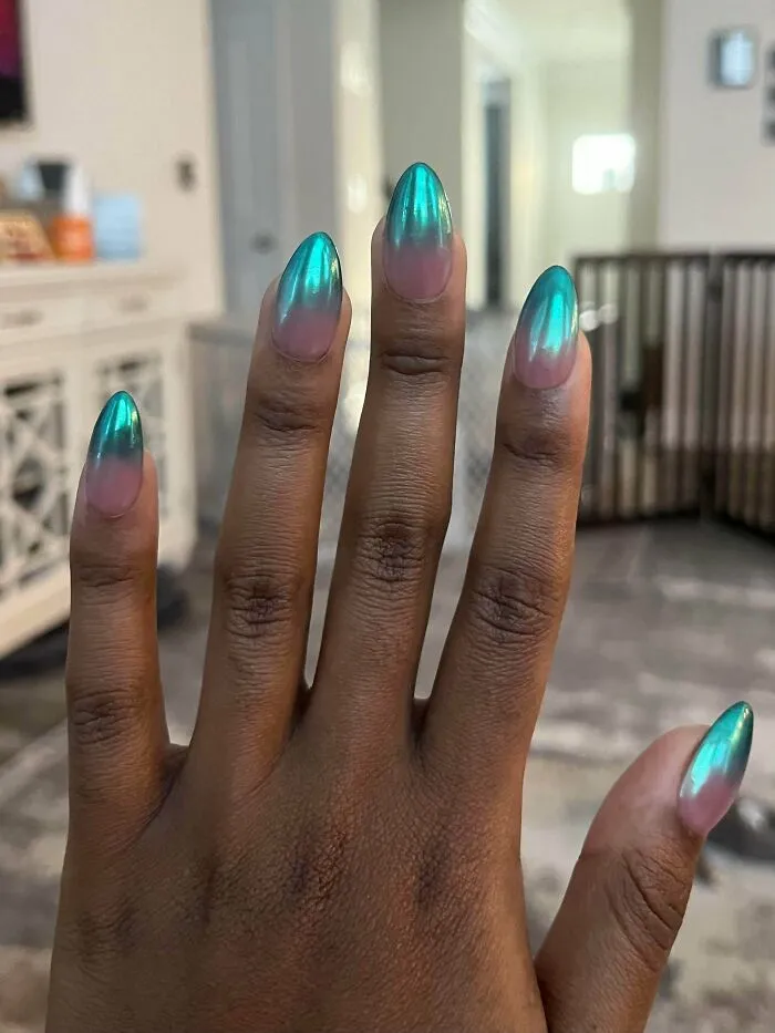 Alternative Holiday Nail Design
