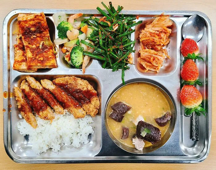 My Korean School Lunch! Pork Cutlet, Blood Sausage Soup, And Assorted Banchan