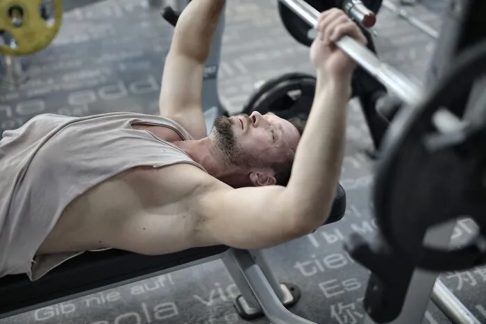 Man lifting in the gym 