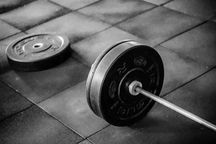 Gym equipment on the ground 