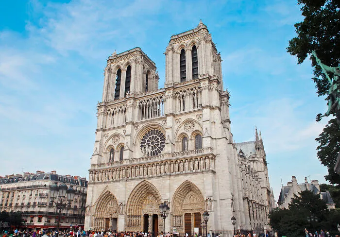 Clean and bright Notre Dame Cathedral 