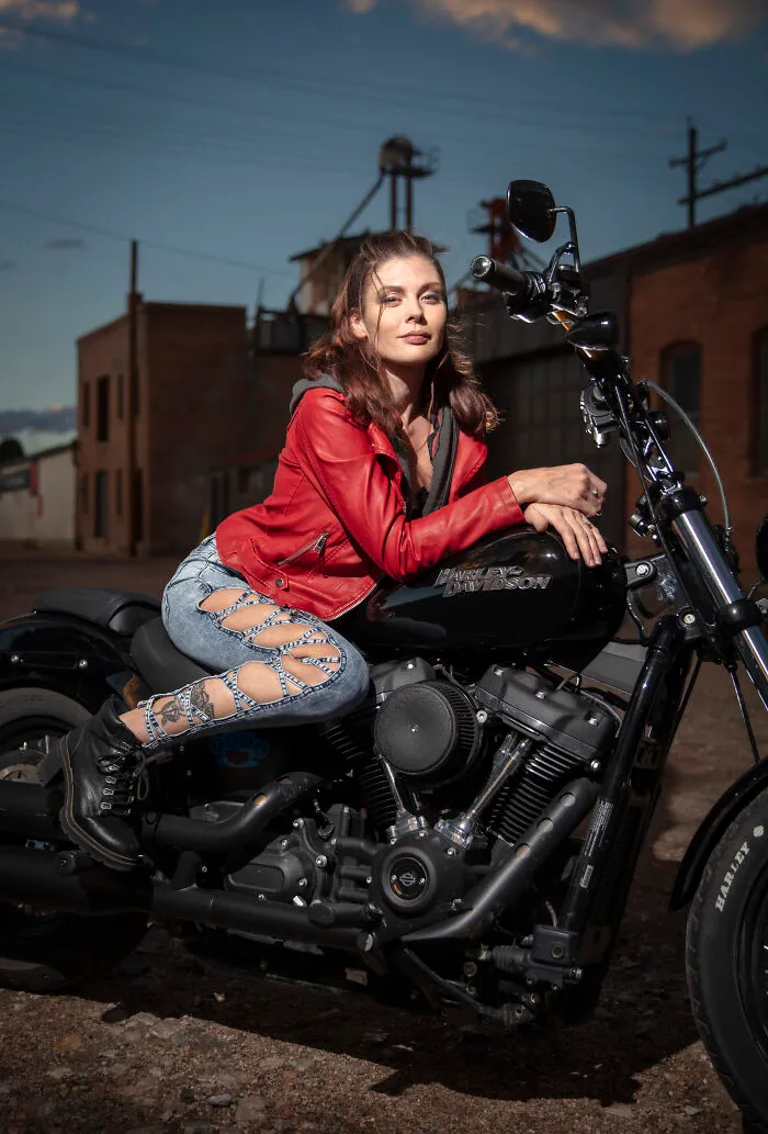 I Photographed Local Cheyenne Bikers For Free, And Here Are 40 Of My Best Photos