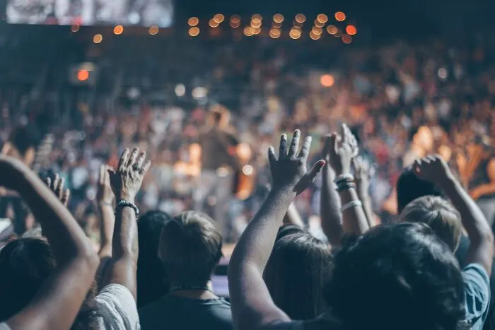 Person Asks "What Fact Is Ignored Generously?" And 30 Folks Online Deliver
