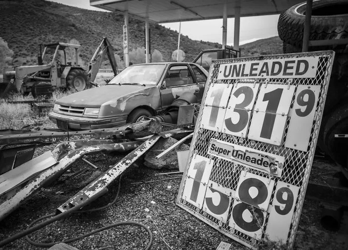 'Reckless Abandon: The American West' Is My Series Of Photographs In Which I Explore The Link Between History And The Future (30 Pics)